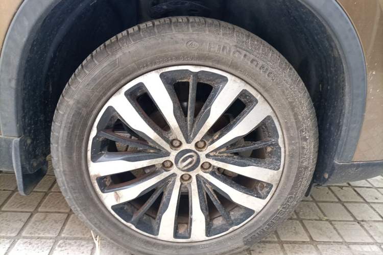 Used GAC Trumpchi GS4 2016 235T Manual Luxury Edition Right Front Wheel Hub