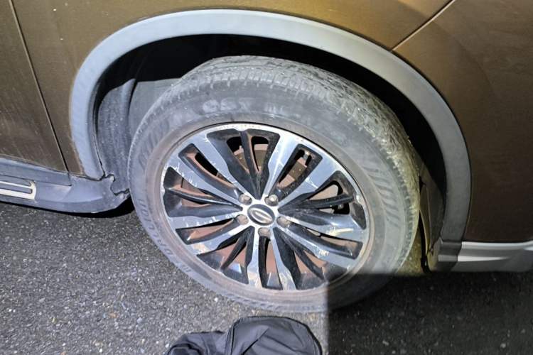 Used GAC Trumpchi GS4 2016 235T Manual Luxury Edition Right Front Wheel Hub