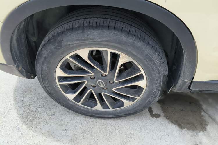 Used GAC Trumpchi GS4 2016 235T G-DCT Elite Edition Right Rear Wheel Hub