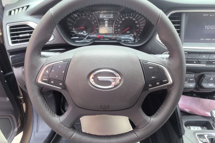 Used GAC Trumpchi GS4 2016 235T G-DCT Luxury Edition Steering Wheel