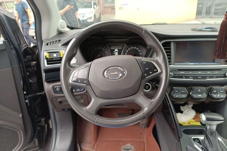 Used GAC Trumpchi GS4 2016 235T G-DCT Luxury Edition Steering Wheel