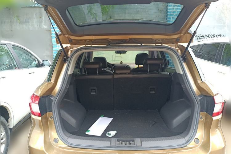 Used GAC Trumpchi GS4 2016 235T G-DCT Luxury Edition Trunk