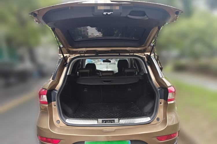 Used GAC Trumpchi GS4 2016 235T G-DCT Luxury Edition Trunk