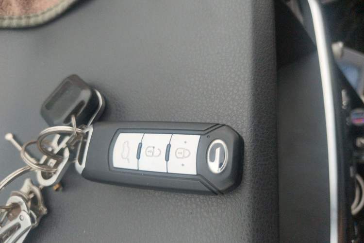 Used GAC Trumpchi GS4 2016 235T G-DCT Luxury Edition Vehicle Key