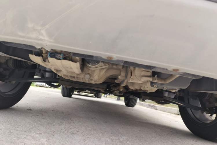 Used GAC Trumpchi GS4 2017 235T Automatic Two-Wheel Drive Luxury Smart Connectivity Version Chassis Front