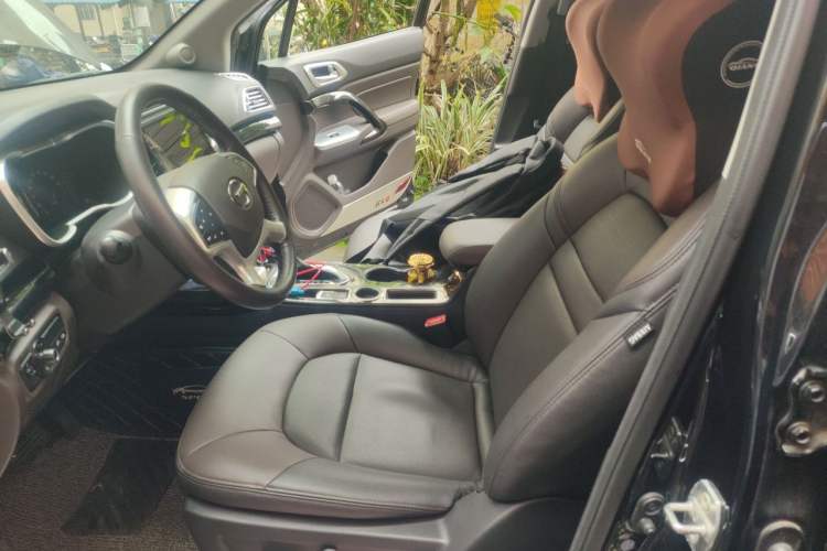 Used GAC Trumpchi GS4 2017 235T Automatic Two-Wheel Drive Luxury Smart Connectivity Version Driver Seat
