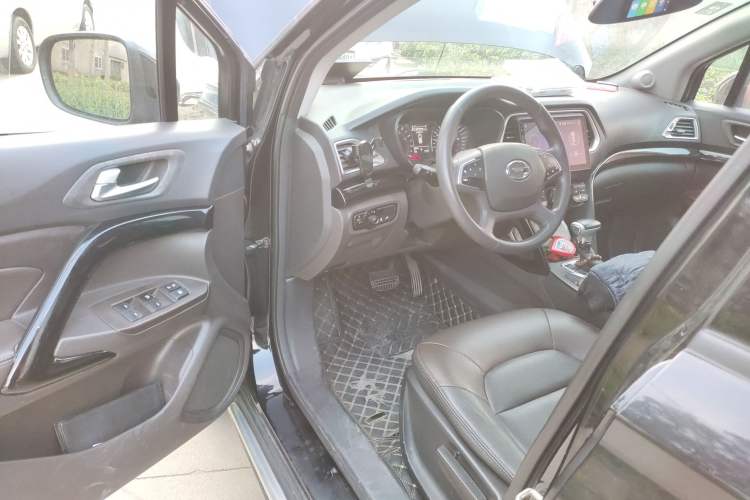 Used GAC Trumpchi GS4 2017 235T Automatic Two-Wheel Drive Elite Edition Driver Seat