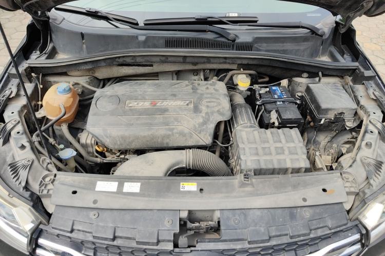 Used GAC Trumpchi GS4 2017 235T Automatic Two-Wheel Drive Luxury Smart Connectivity Version Engine Bay