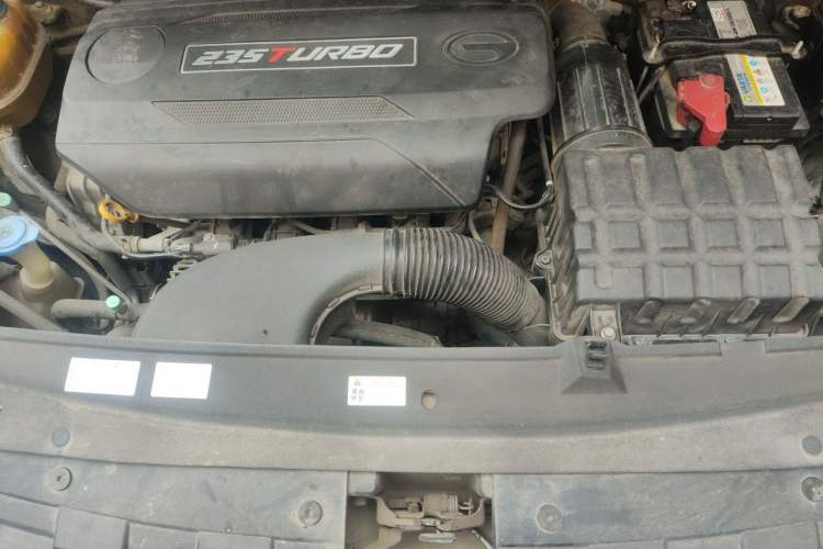 Used GAC Trumpchi GS4 2017 235T Automatic Two-Wheel Drive Luxury Smart Connectivity Version Engine Bay