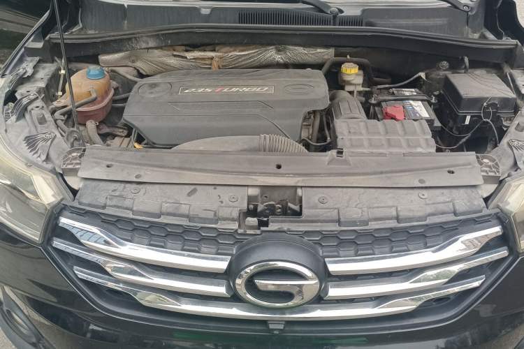 Used GAC Trumpchi GS4 2017 235T Automatic Two-Wheel Drive Luxury Smart Connectivity Version Engine Bay