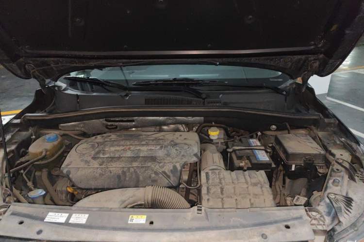 Used GAC Trumpchi GS4 2017 200T Manual Two-Wheel Drive Elite Edition Engine Bay
