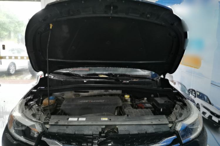Used GAC Trumpchi GS4 2017 235T Automatic Two-Wheel Drive Luxury Smart Connectivity Version Engine Bay