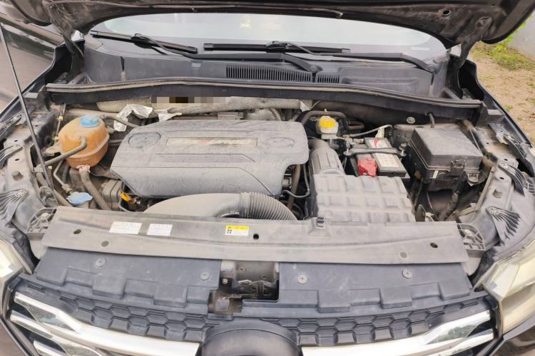 Used GAC Trumpchi GS4 2017 235T Automatic Two-Wheel Drive Luxury Smart Connectivity Version Engine Bay