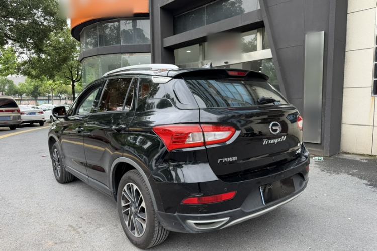Used GAC Trumpchi GS4 2017 200T G-DCT Two-Wheel Drive Elite Edition Exterior 8