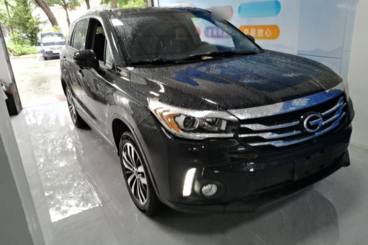 Used GAC Trumpchi GS4 2017 235T Automatic Two-Wheel Drive Luxury Smart Connectivity Version Front Right 45 Deg