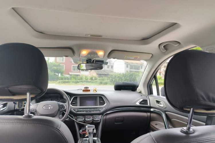Used GAC Trumpchi GS4 2017 235T Automatic Two-Wheel Drive Luxury Smart Connectivity Version Headliner