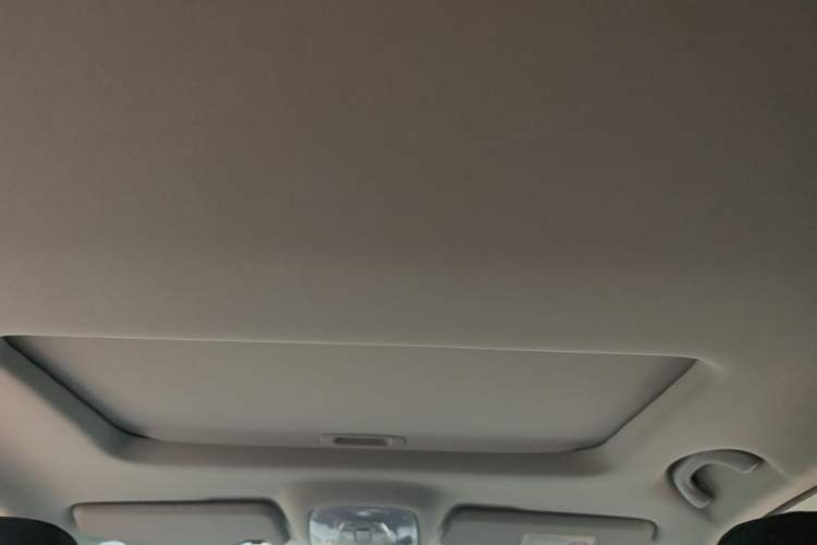 Used GAC Trumpchi GS4 2017 235T Automatic Two-Wheel Drive Elite Edition Headliner