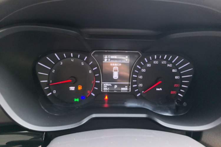 Used GAC Trumpchi GS4 2017 235T Automatic Two-Wheel Drive Elite Edition Instrument Cluster