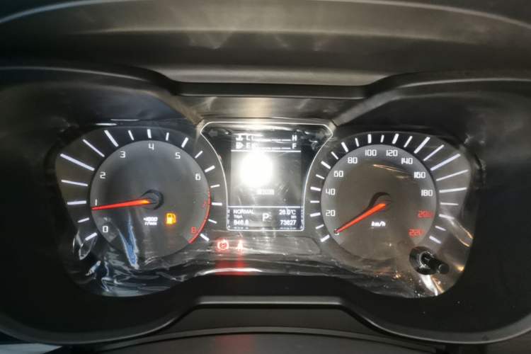 Used GAC Trumpchi GS4 2017 235T Automatic Two-Wheel Drive Luxury Smart Connectivity Version Instrument Cluster