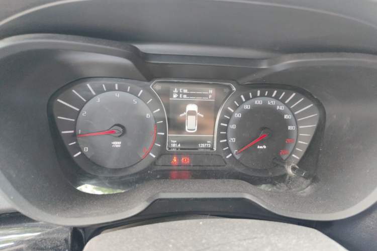 Used GAC Trumpchi GS4 2017 235T Manual Two-Wheel Drive Luxury Edition Instrument Cluster