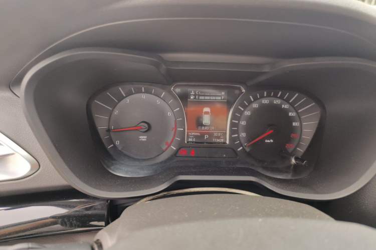 Used GAC Trumpchi GS4 2017 235T Automatic Two-Wheel Drive Luxury Smart Connectivity Version Instrument Cluster