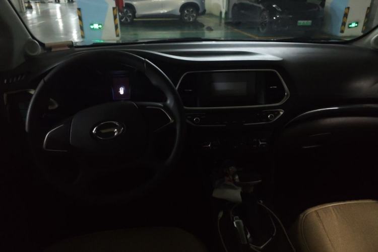 Used GAC Trumpchi GS4 2017 200T G-DCT Two-Wheel Drive Comfort Edition Interior 2