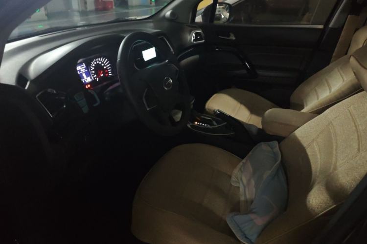 Used GAC Trumpchi GS4 2017 200T G-DCT Two-Wheel Drive Comfort Edition Interior 3