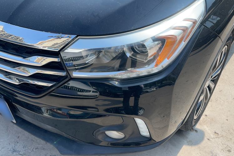 Used GAC Trumpchi GS4 2017 235T Automatic Two-Wheel Drive Luxury Smart Connectivity Version Left Front Headlight