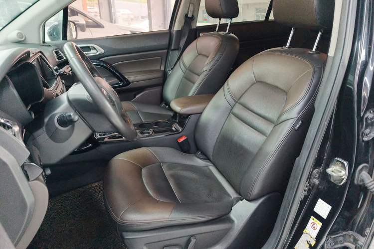 Used GAC Trumpchi GS4 2017 235T Automatic Two-Wheel Drive Luxury Smart Connectivity Version Left Front Seat