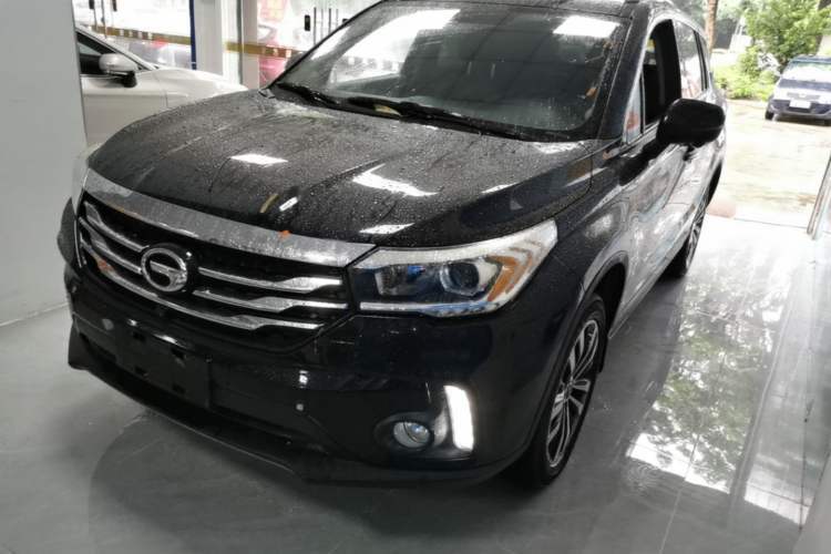 Used GAC Trumpchi GS4 2017 235T Automatic Two-Wheel Drive Luxury Smart Connectivity Version Guazi used car, China used car export, Used car for sale, Used  cars, Cheapest cars for sale