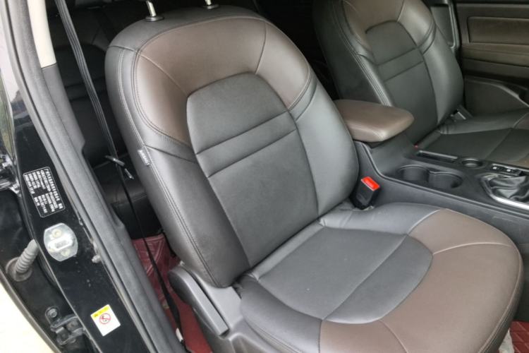 Used GAC Trumpchi GS4 2017 235T Automatic Two-Wheel Drive Elite Edition Right Front Seat