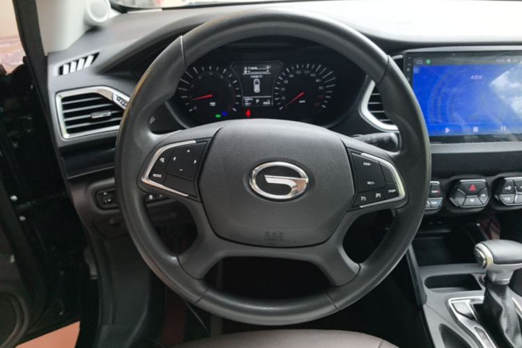 Used GAC Trumpchi GS4 2017 235T Automatic Two-Wheel Drive Elite Edition Steering Wheel