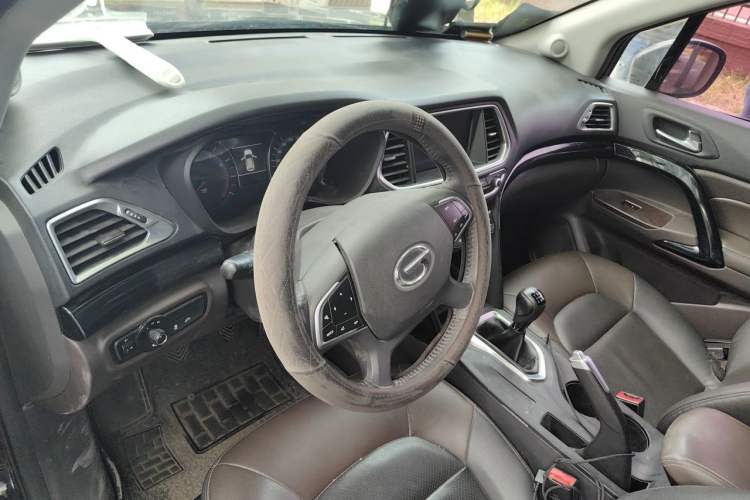 Used GAC Trumpchi GS4 2017 235T Manual Two-Wheel Drive Luxury Edition Steering Wheel