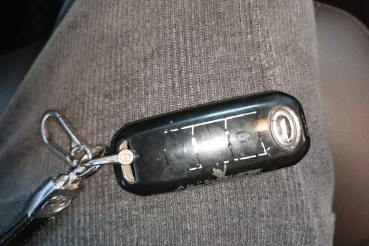 Used GAC Trumpchi GS4 2017 235T Automatic Two-Wheel Drive Luxury Smart Connectivity Version Vehicle Key