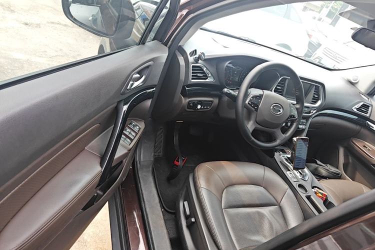 Used GAC Trumpchi GS4 2017 235T Automatic Two-Wheel Drive Luxury Smart Connectivity Version Driver Seat