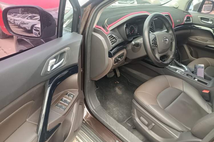 Used GAC Trumpchi GS4 2017 235T Automatic Two-Wheel Drive Luxury Smart Connectivity Version Driver Seat