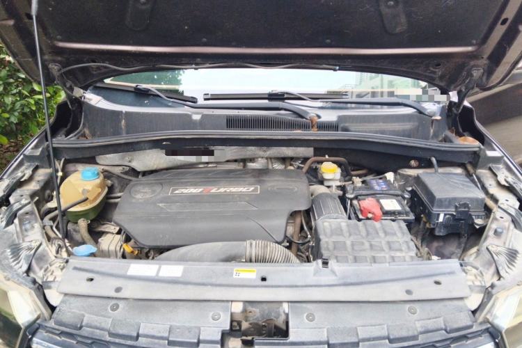 Used GAC Trumpchi GS4 2017 200T Manual Two-Wheel Drive Elite Edition Engine Bay