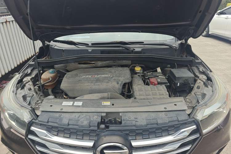 Used GAC Trumpchi GS4 2017 235T Automatic Two-Wheel Drive Luxury Smart Connectivity Version Engine Bay