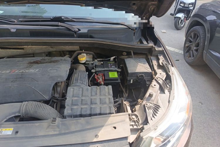 Used GAC Trumpchi GS4 2017 235T Automatic Two-Wheel Drive Luxury Smart Connectivity Version Engine Bay Left