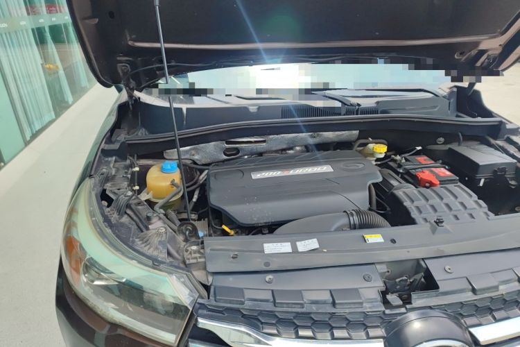 Used GAC Trumpchi GS4 2017 200T Manual Two-Wheel Drive Elite Edition Engine Bay Right