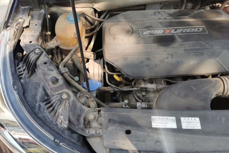 Used GAC Trumpchi GS4 2017 200T G-DCT Two-Wheel Drive Elite Edition Engine Bay Right