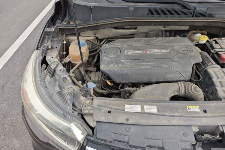 Used GAC Trumpchi GS4 2017 200T G-DCT Two-Wheel Drive Elite Edition Engine Bay Right