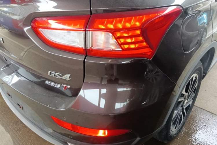 Used GAC Trumpchi GS4 2017 235T Automatic Two-Wheel Drive Elite Edition Exterior 3