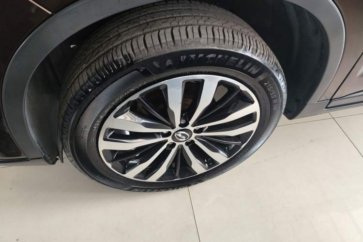 Used GAC Trumpchi GS4 2017 235T Manual Two-Wheel Drive Luxury Edition Exterior 4