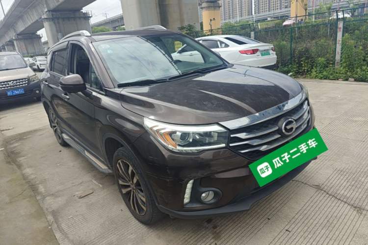 Used GAC Trumpchi GS4 2017 235T Automatic Two-Wheel Drive Luxury Smart Connectivity Version Front Right 45 Deg