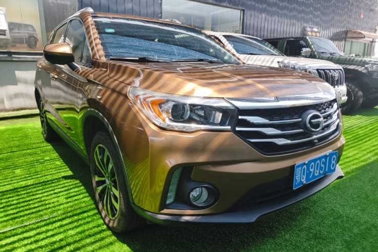 Used GAC Trumpchi GS4 2017 235T Automatic Two-Wheel Drive Luxury Smart Connectivity Version Front Right 45 Deg