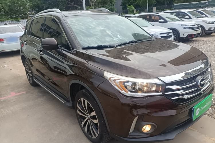Used GAC Trumpchi GS4 2017 235T Automatic Two-Wheel Drive Luxury Smart Connectivity Version Front Right 45 Deg