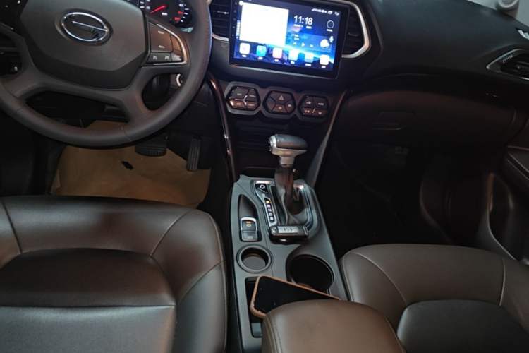 Used GAC Trumpchi GS4 2017 235T Automatic Two-Wheel Drive Elite Edition Gear Lever