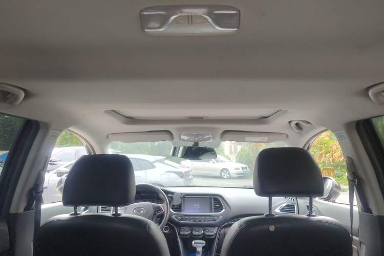 Used GAC Trumpchi GS4 2017 235T Automatic Two-Wheel Drive Luxury Smart Connectivity Version Headliner