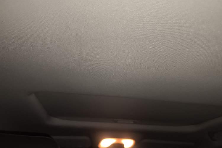 Used GAC Trumpchi GS4 2017 235T Automatic Two-Wheel Drive Luxury Smart Connectivity Version Headliner